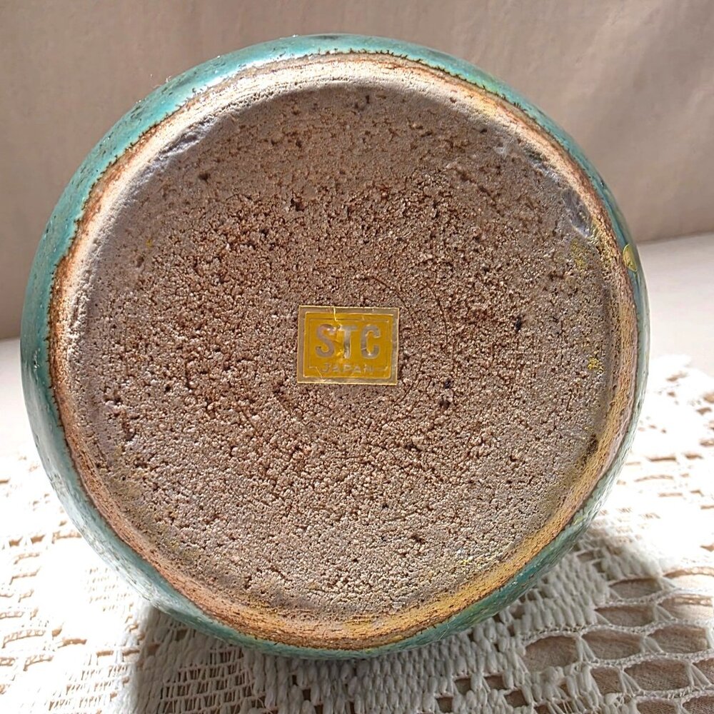 Vintage STC Japan Ceramic Vase With Speckled Green & White Glaze 6" Tall - Picture 6 of 6